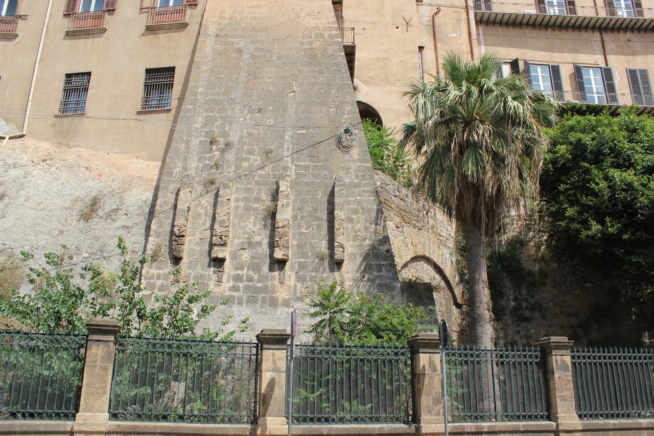 B&B "Al Bastione Normanno Palermo Exterior photo